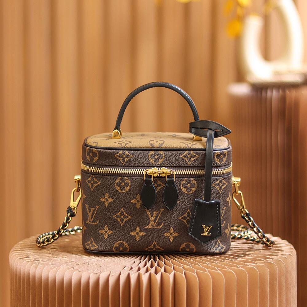 Louis VuittonVanity PM (19-13-11cm)   M45165 - DopestKickz