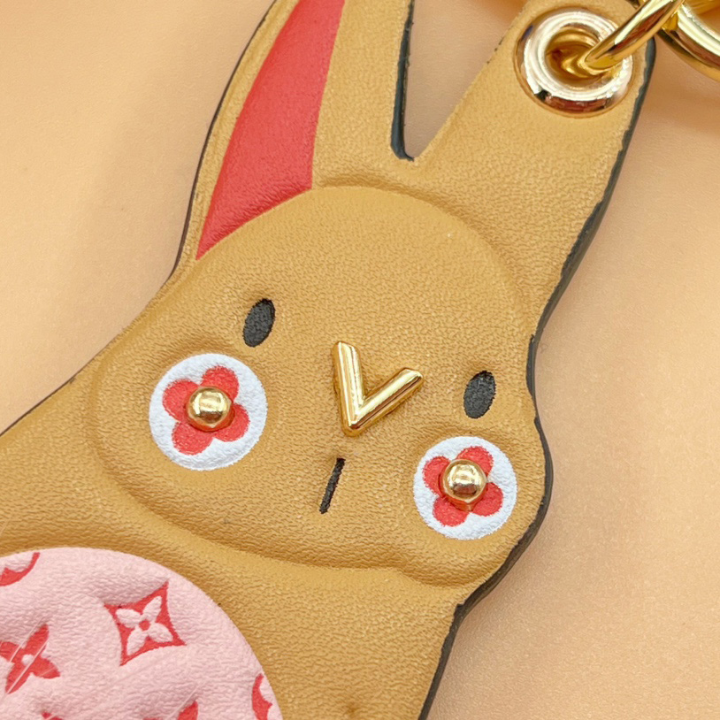 Louis Vuitton LV Bunny Key Holder    M00994 - DopestKickz