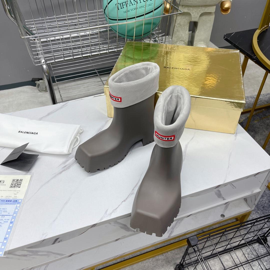 Balenciaga x Hunrer Trooper Rubber Boot  - DopestKickz