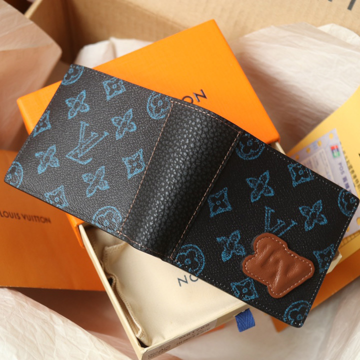 Louis Vuitton Slender Wallet (11-8.5-2cm)   M81821 - DopestKickz