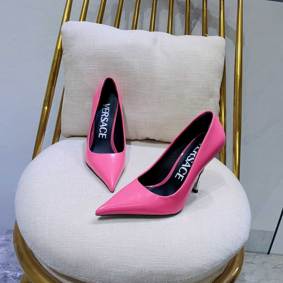 Versace Pin-Point Pumps - DopestKickz