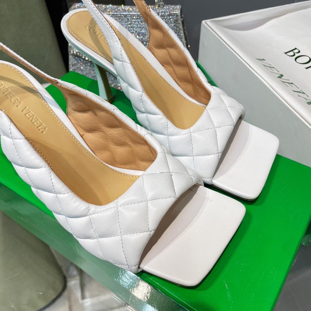 Bottega Veneta Padded Slingback Sandal - DopestKickz