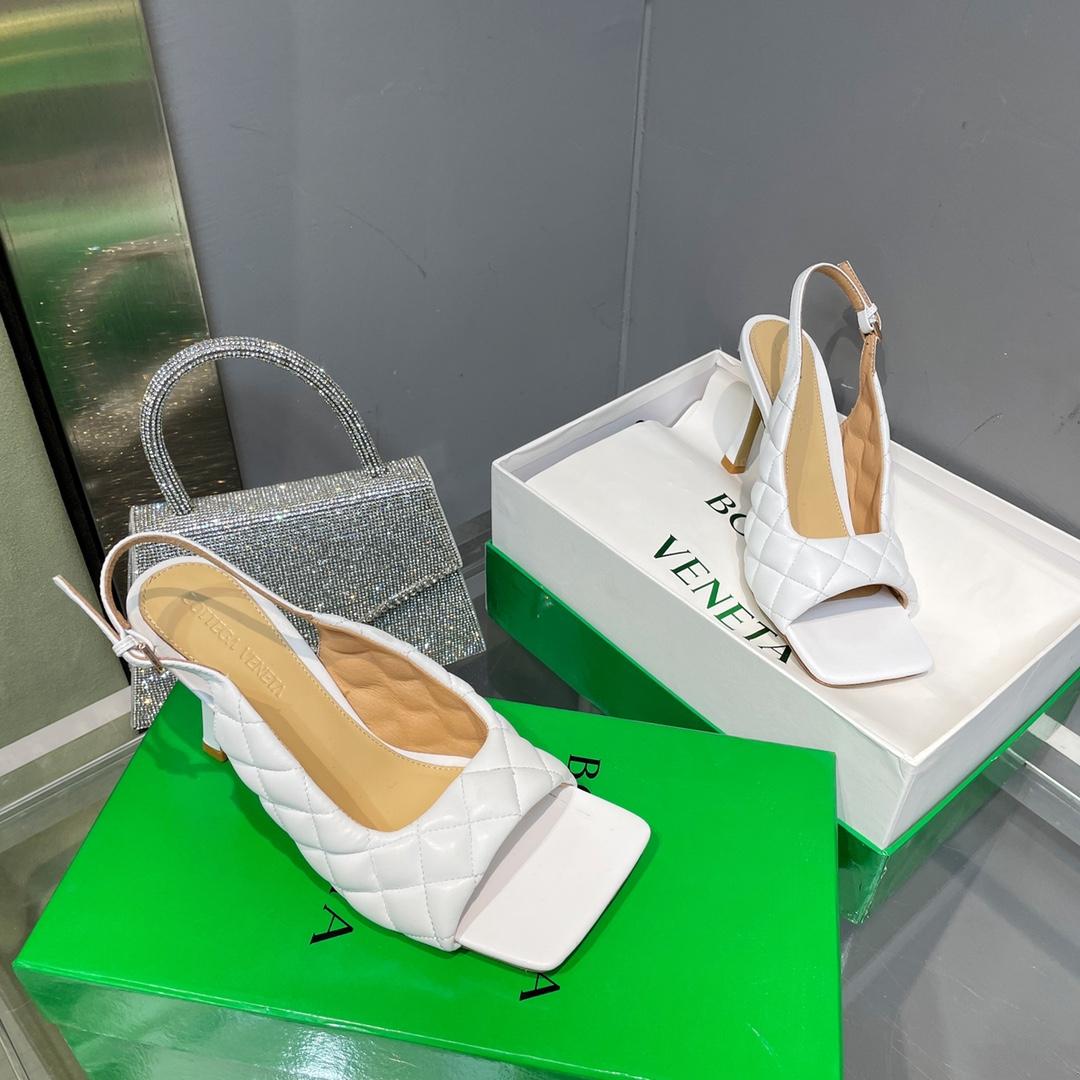 Bottega Veneta Padded Slingback Sandal - DopestKickz