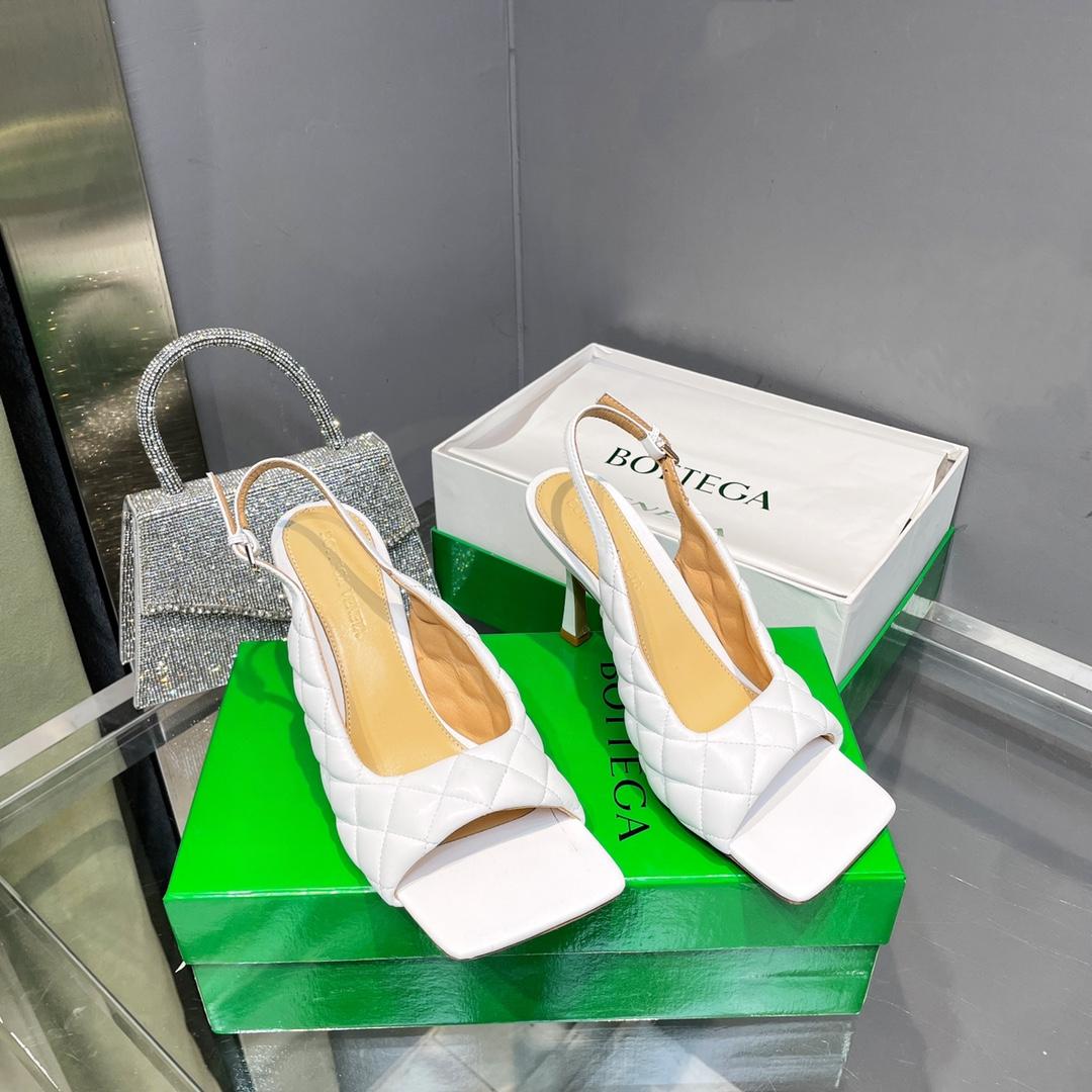 Bottega Veneta Padded Slingback Sandal - DopestKickz