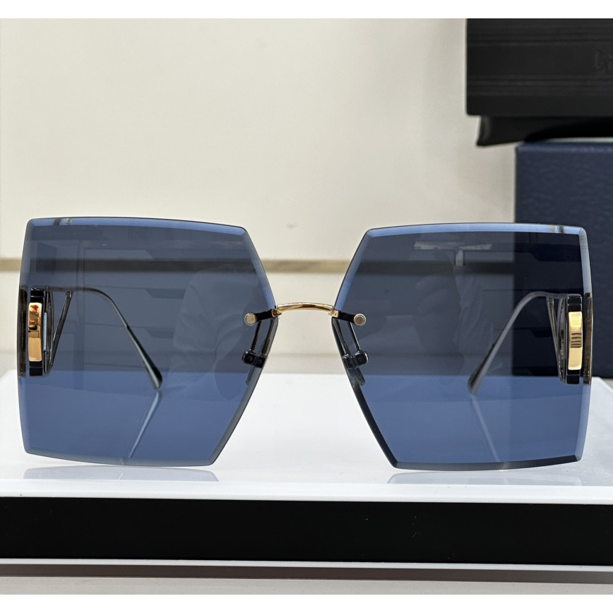 Dior 30Montaigne S7U Sunglasses - DopestKickz