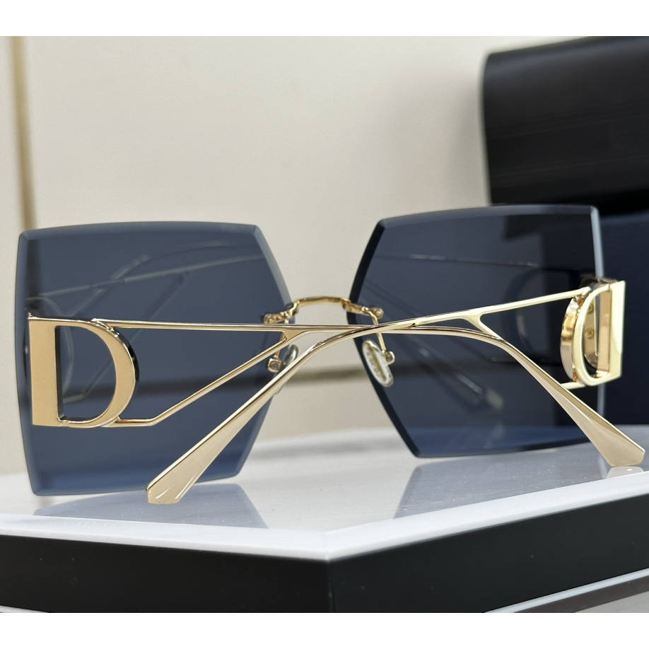 Dior 30Montaigne S7U Sunglasses - DopestKickz