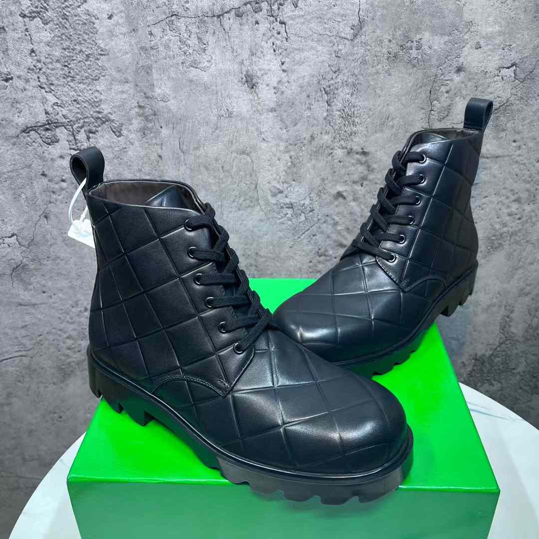 Bottega Veneta Strut Grid Padded Leather Lace-Up Ankle Boots - DopestKickz