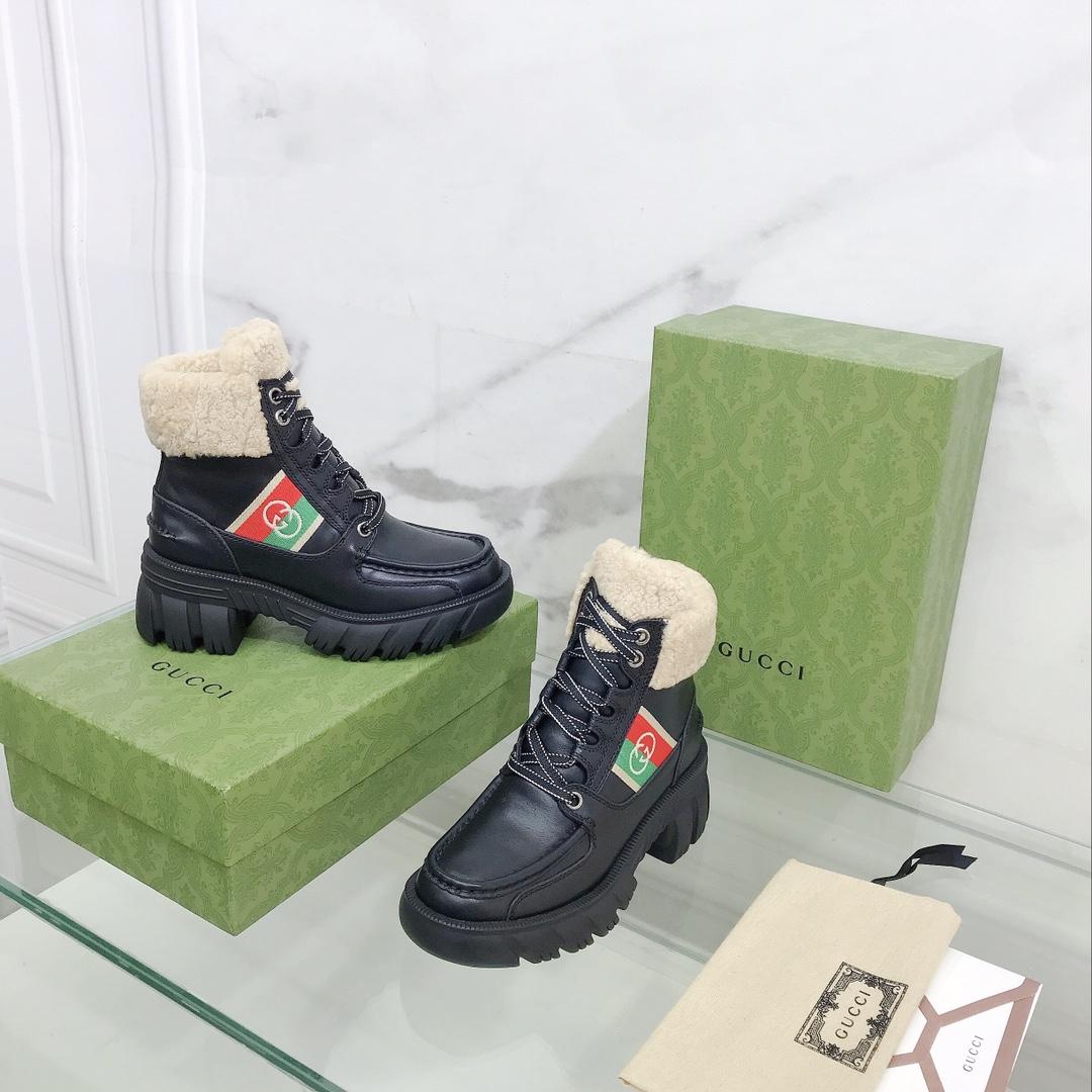 Gucci Women's Black Interlocking G Stripe Boots - DopestKickz
