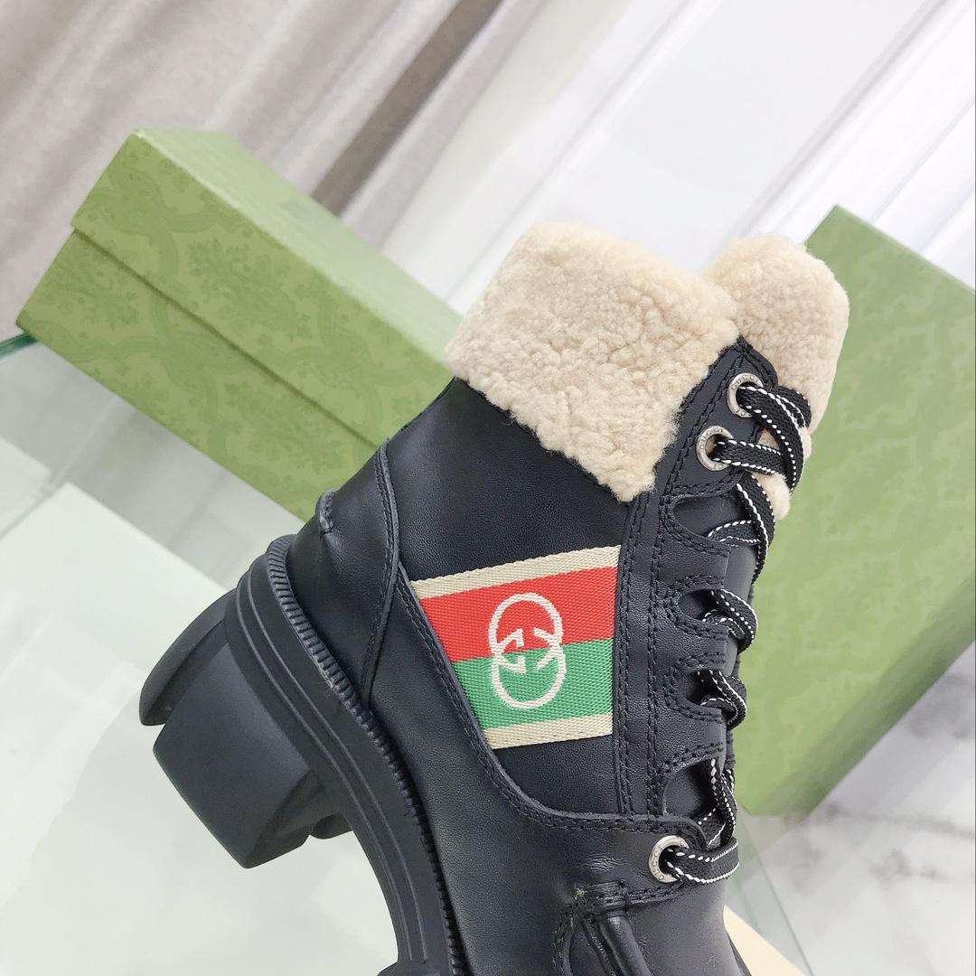 Gucci Women's Black Interlocking G Stripe Boots - DopestKickz
