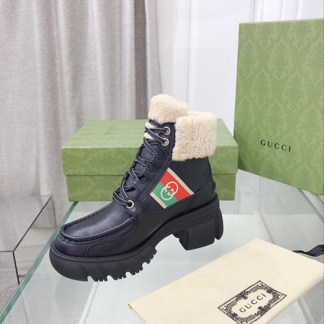 Gucci Women's Black Interlocking G Stripe Boots - DopestKickz
