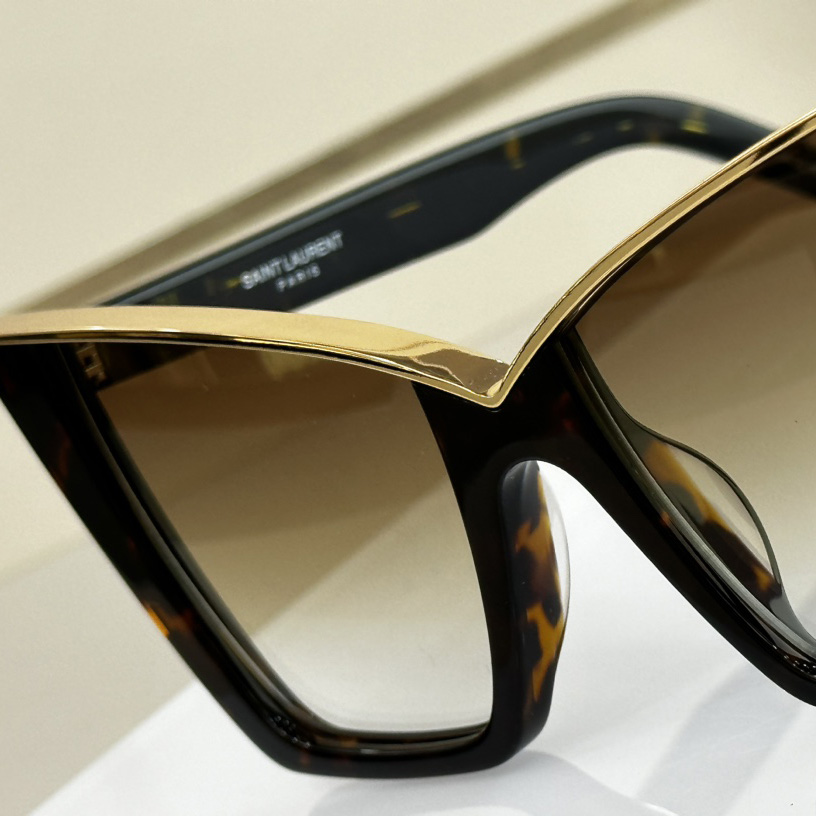 Saint Laurent SL 570 Sunglasses - DopestKickz