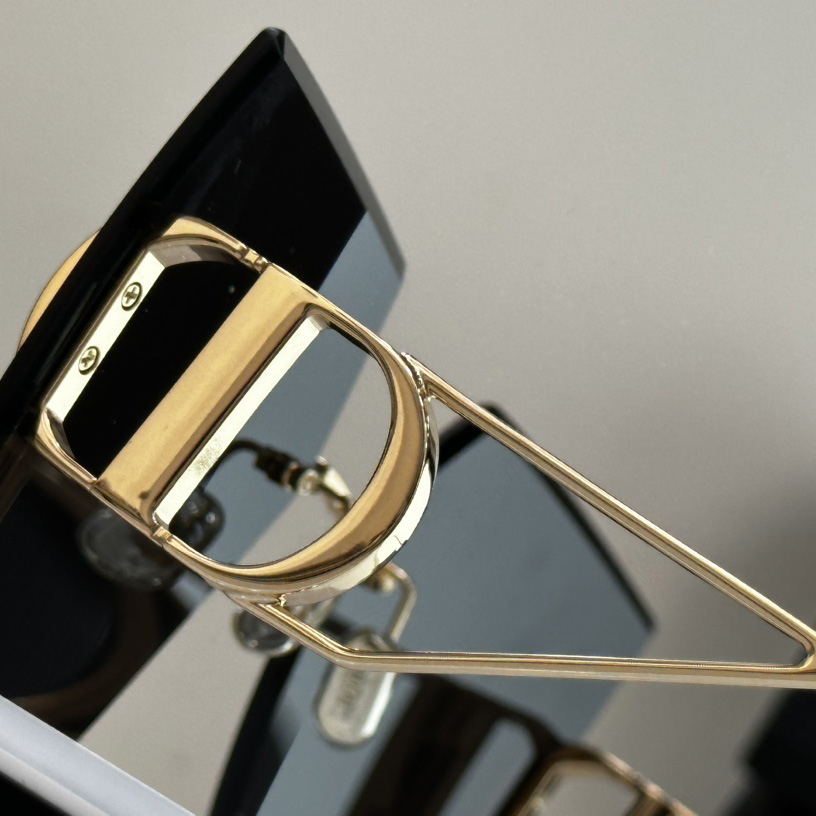 Dior 30Montaigne S7U Sunglasses - DopestKickz