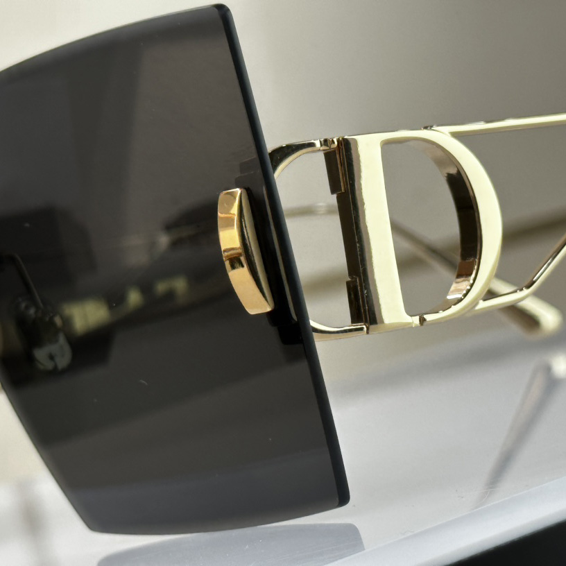 Dior 30Montaigne S7U Sunglasses - DopestKickz