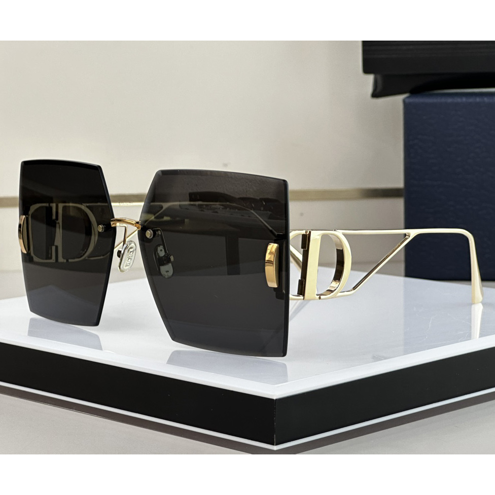 Dior 30Montaigne S7U Sunglasses - DopestKickz