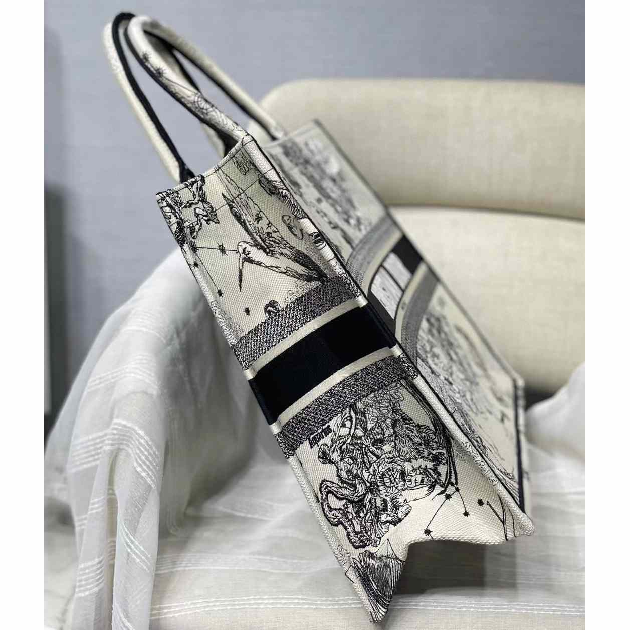 Dior Oblique Embroidered Book Tote(41.5-25-18cm) - DopestKickz