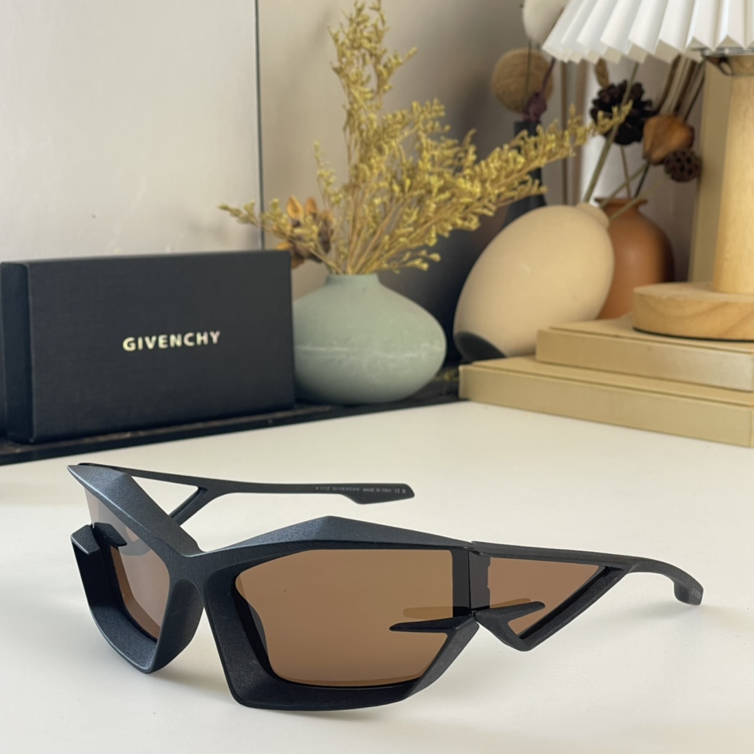 Givenchy Giv Cut sunglasses In Nylon       GV40049  - DopestKickz