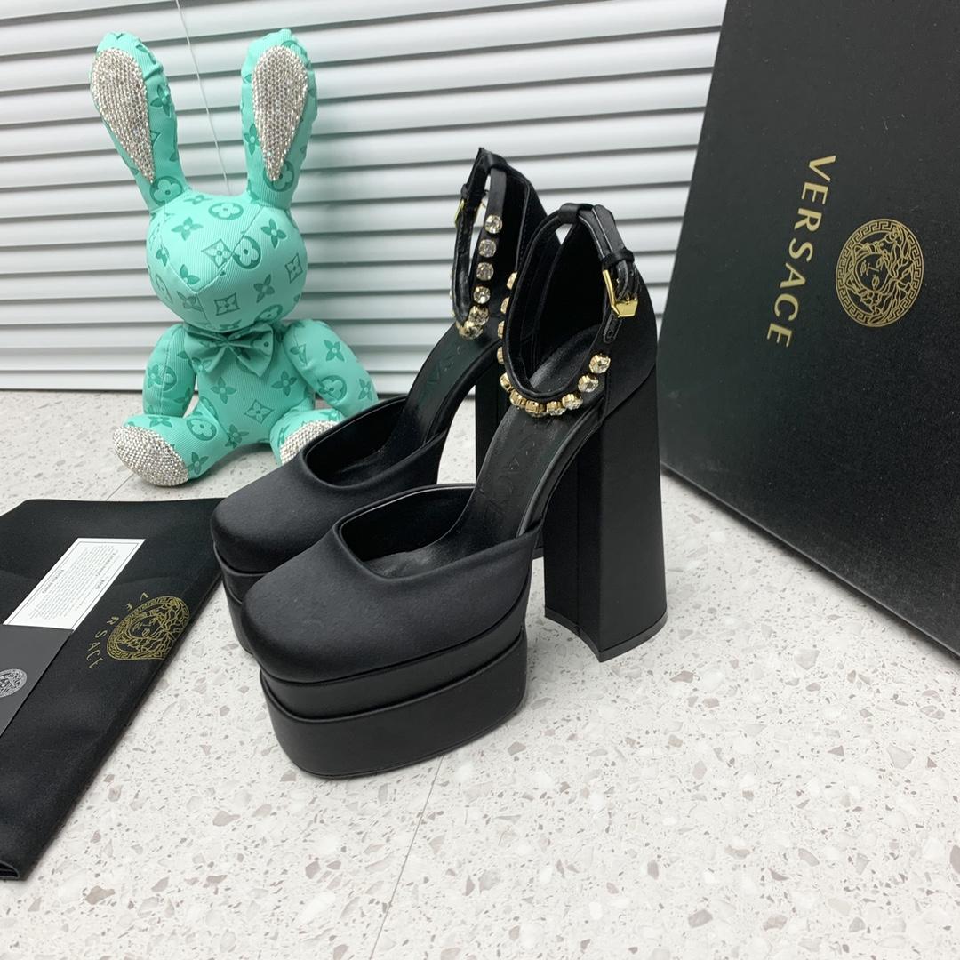 Versace Medusa Aevitas Satin Platform Pumps - DopestKickz