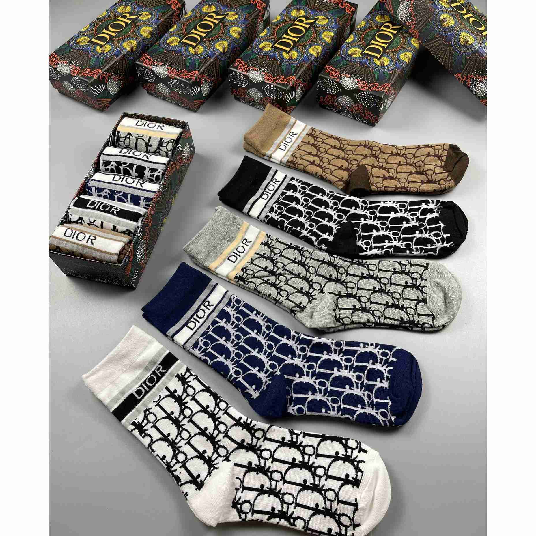 Dior Oblique Wool Socks /Box - DopestKickz