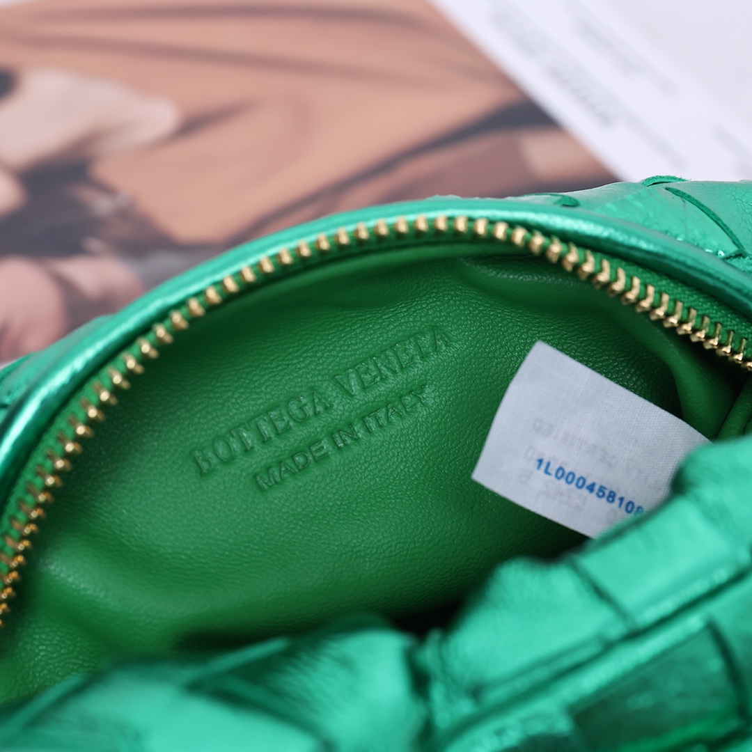 Bottega Veneta Mini Jodie Handle Bag(28-23-8cm) - DopestKickz