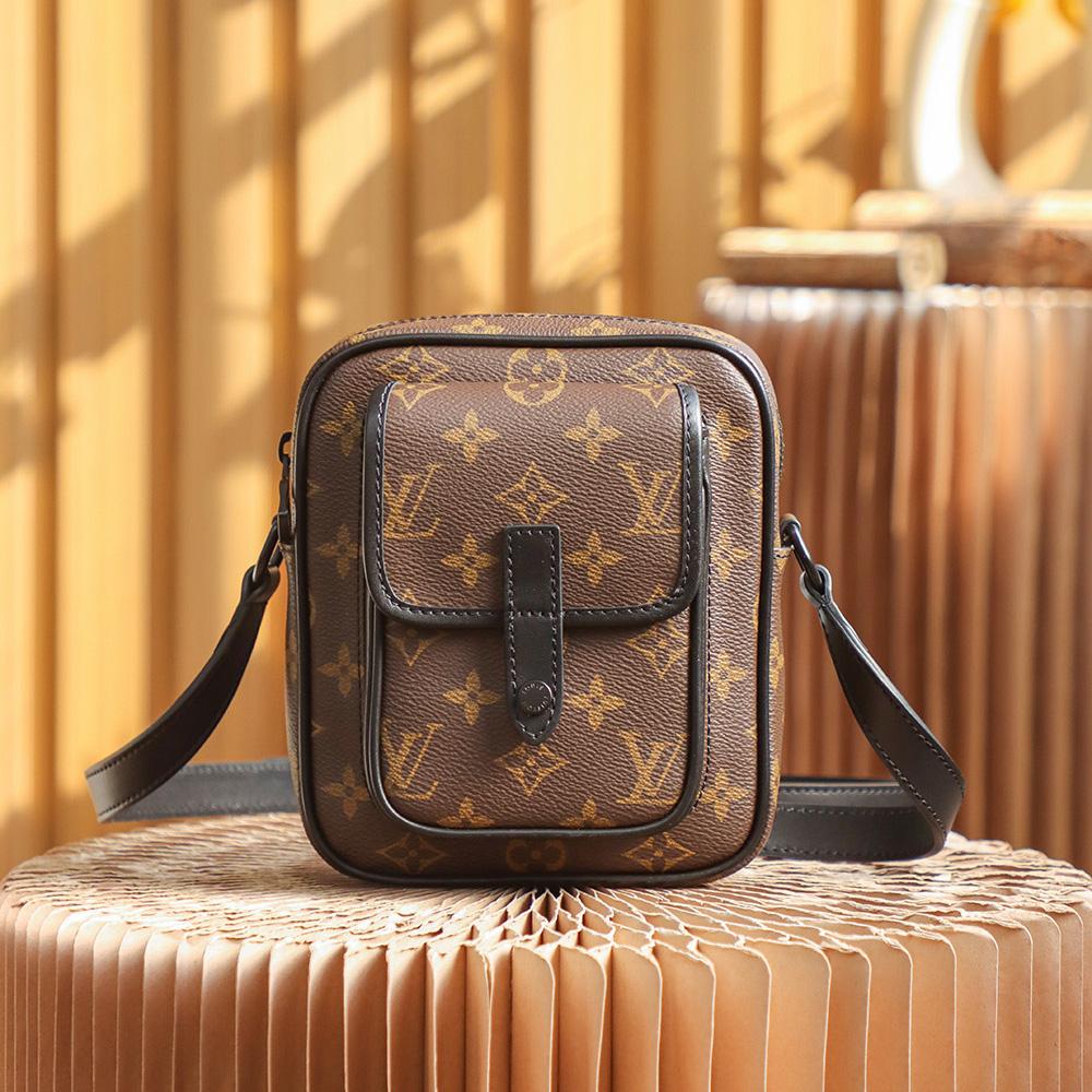 Louis Vuitton Christopher Wearable Wallet(15*17*8cm)   M69404 - DopestKickz