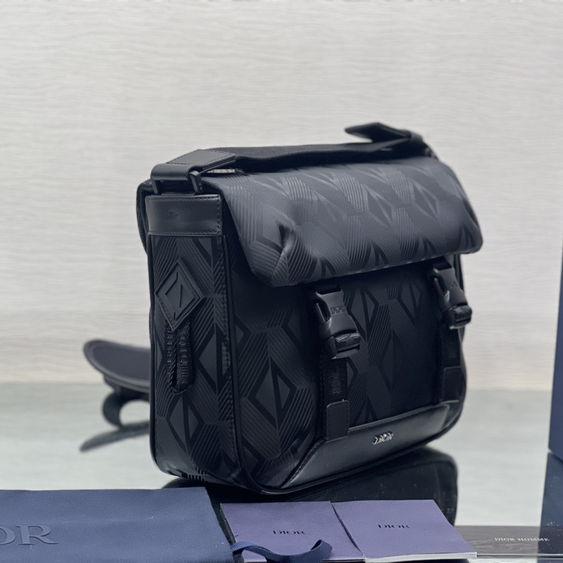 Dior Explorer Messenger Bag - DopestKickz