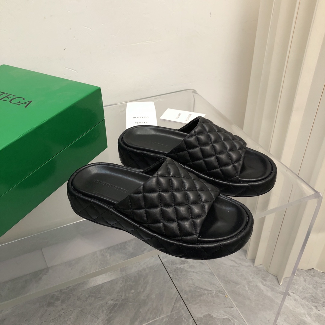 Bottega Veneta Padded  - DopestKickz