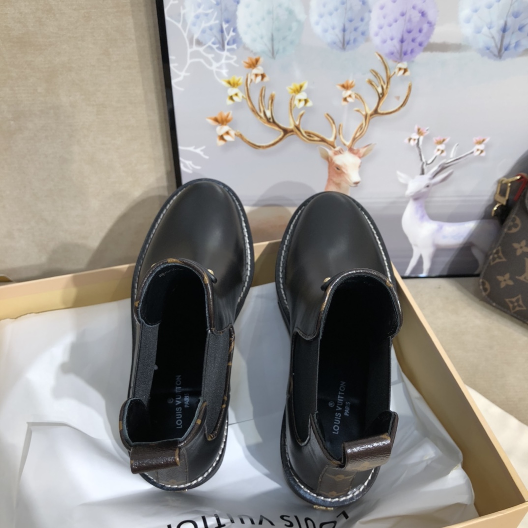 Louis Vuitton Lv Beaubourg Ankle Boot     1A8949 - DopestKickz