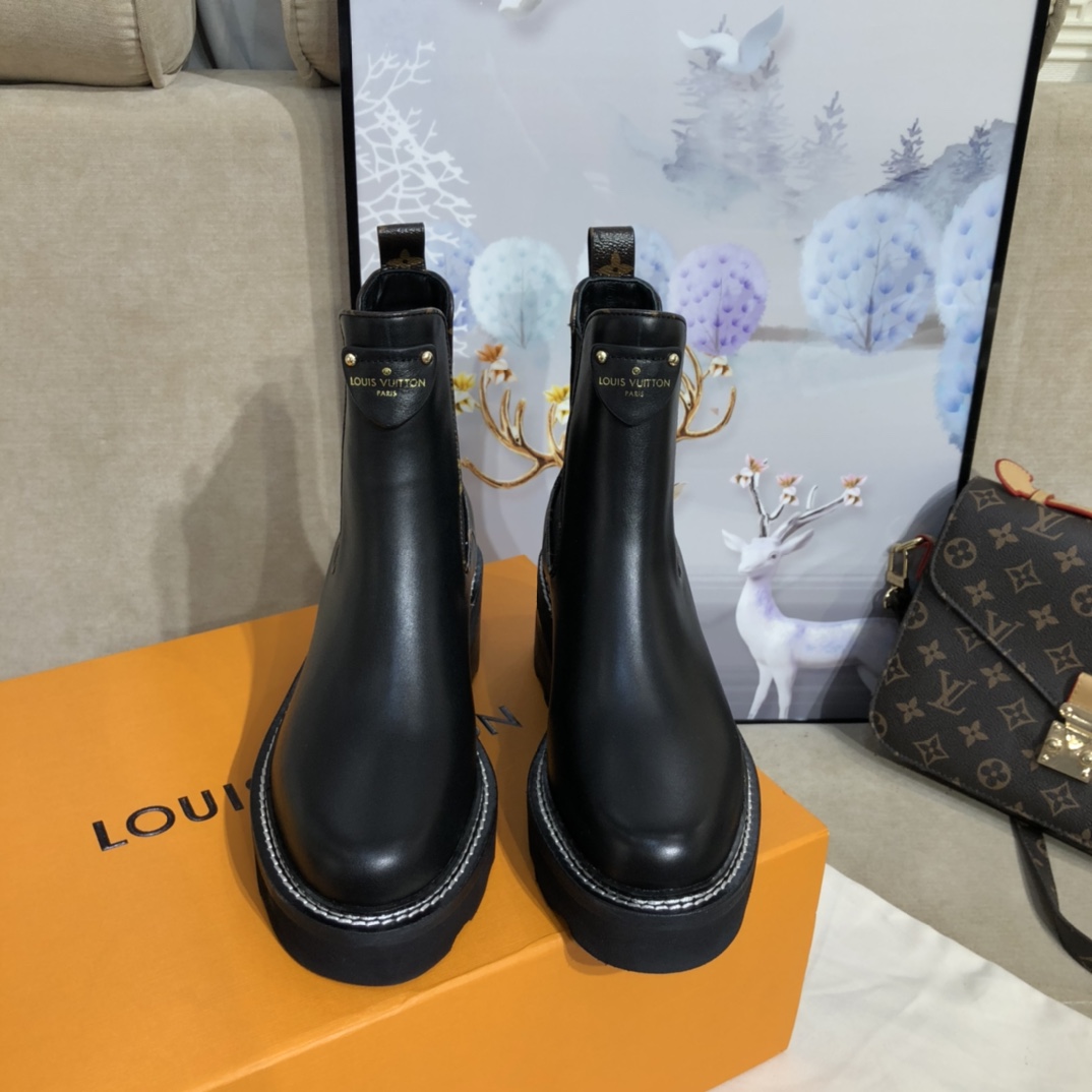Louis Vuitton Lv Beaubourg Ankle Boot     1A8949 - DopestKickz