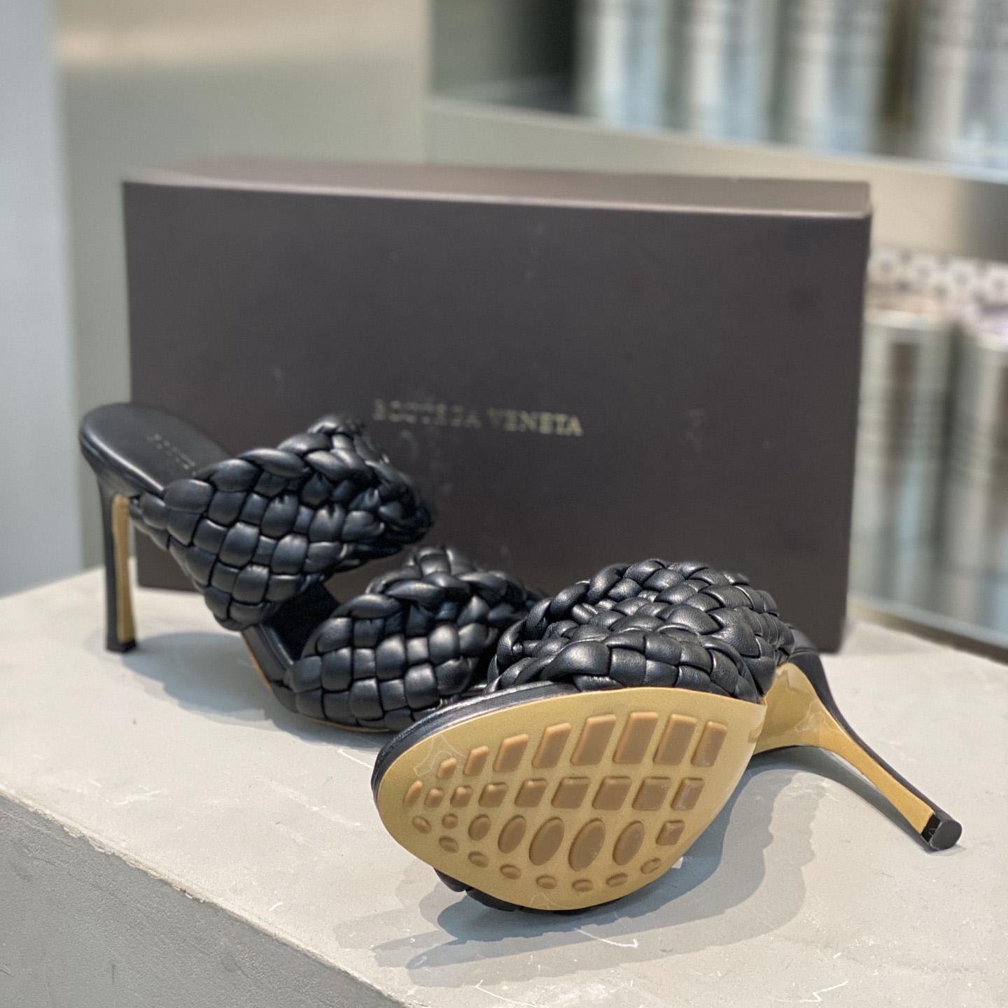 Bottega Veneta Curve Twisted And Padded Intreccio Leather Mules - DopestKickz