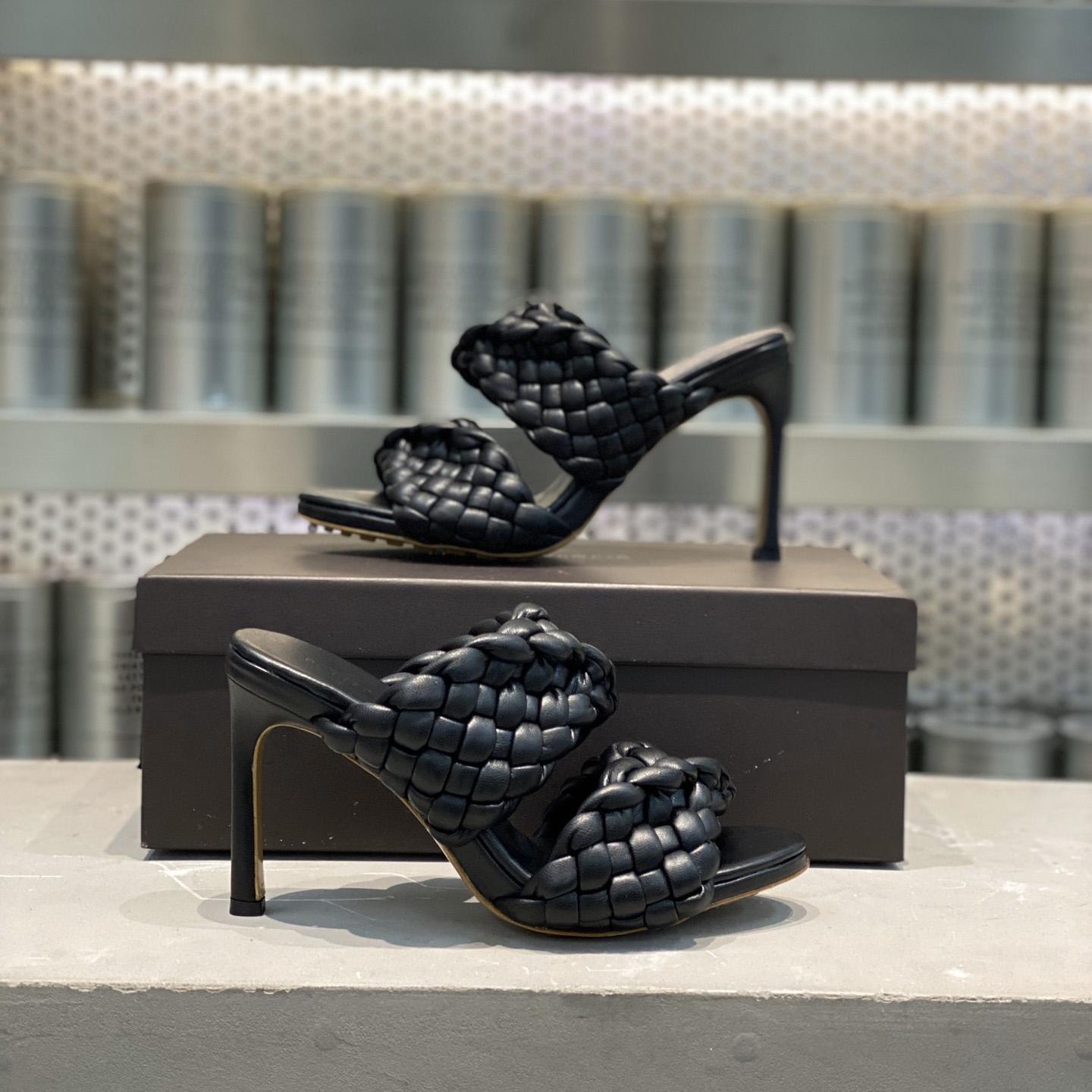 Bottega Veneta Curve Twisted And Padded Intreccio Leather Mules - DopestKickz