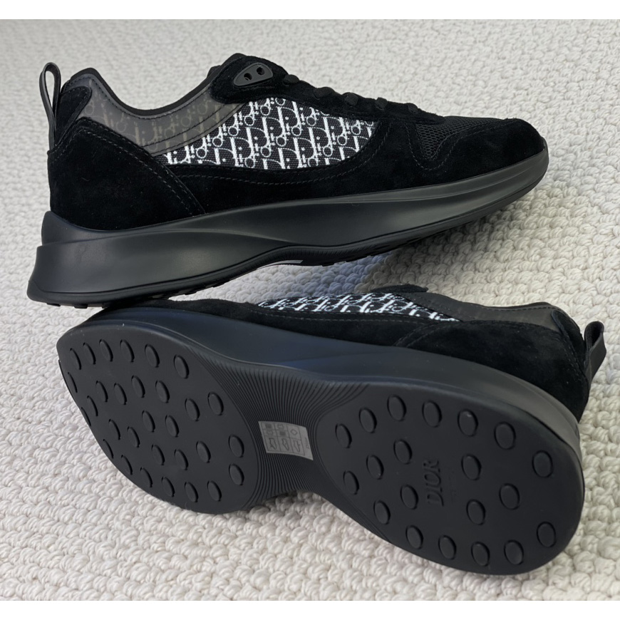 Dior B25 Runner Sneaker - DopestKickz