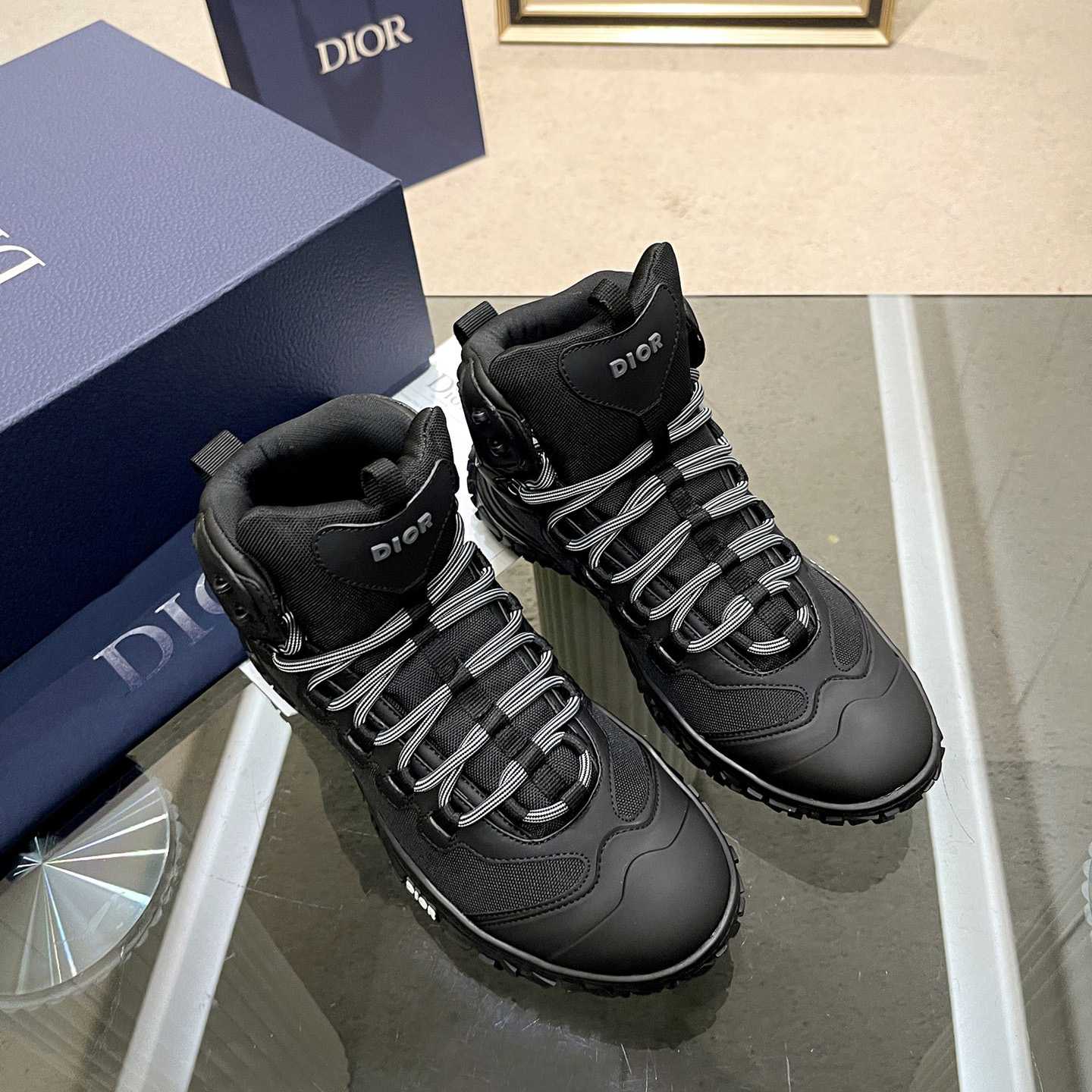 Dior  Diorizon Hiking Ankle Boot - DopestKickz