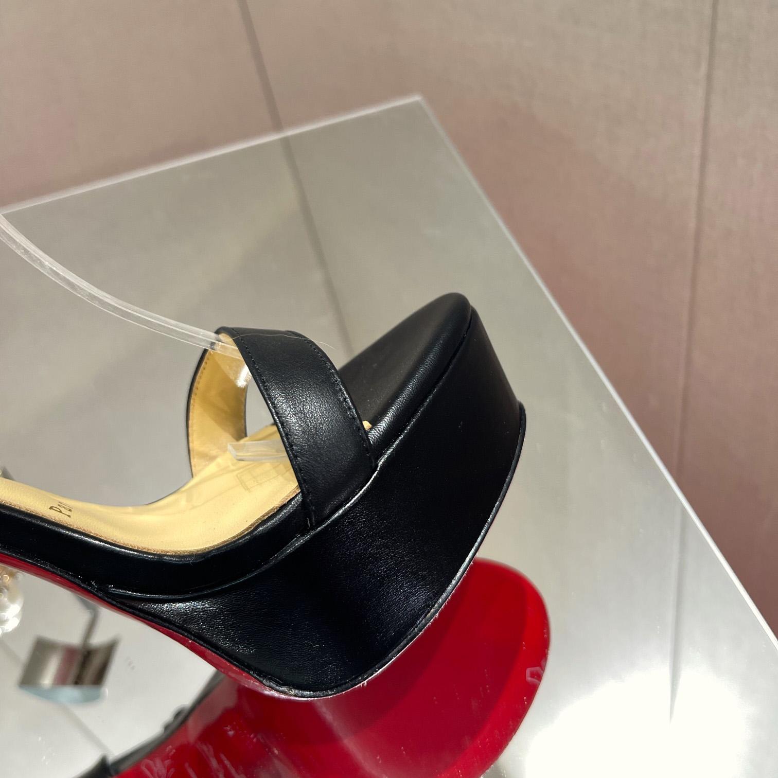 Christian Louboutin Loubi Queen Alta   150mm - DopestKickz