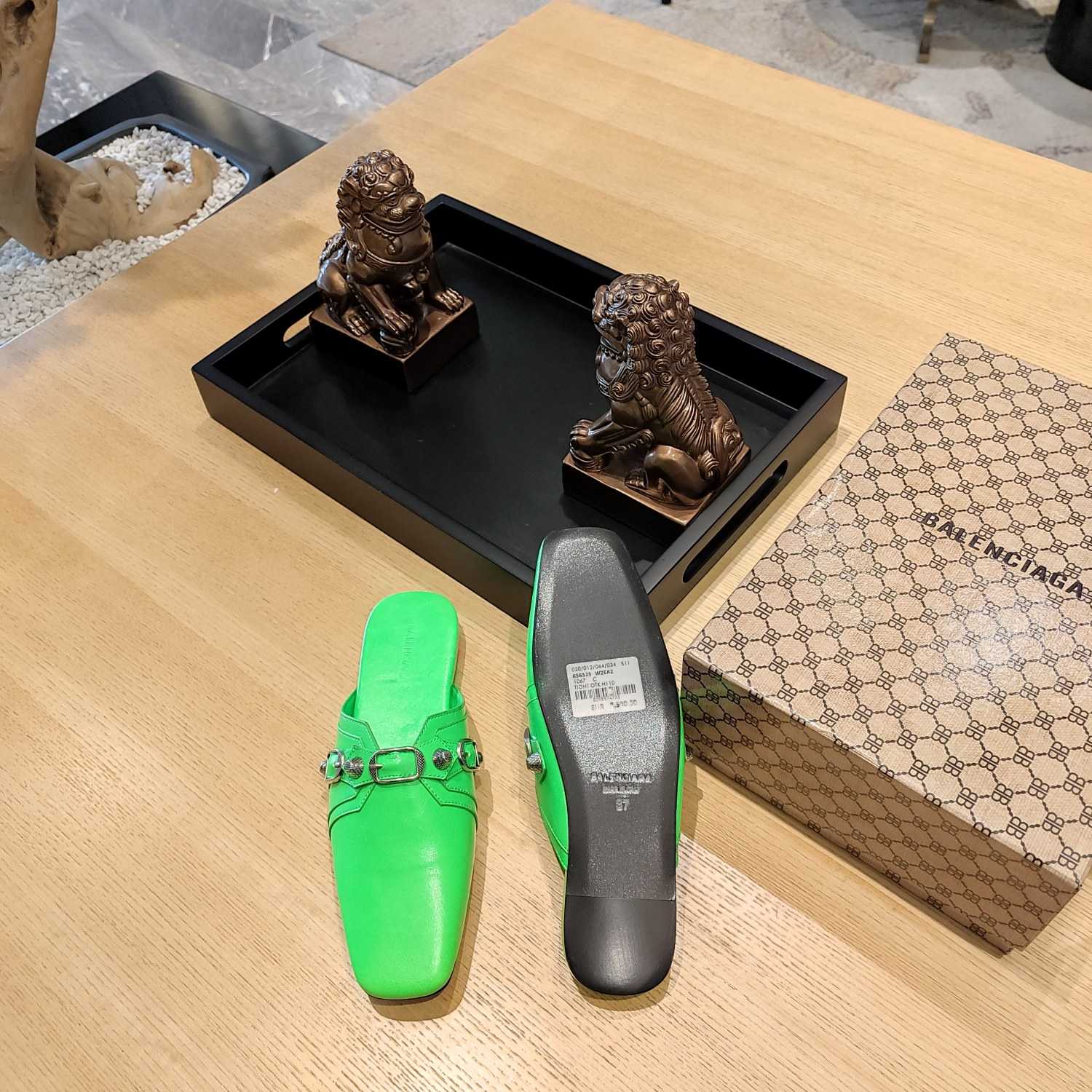 Balenciaga Women's Cosy Cagole Mule  - DopestKickz