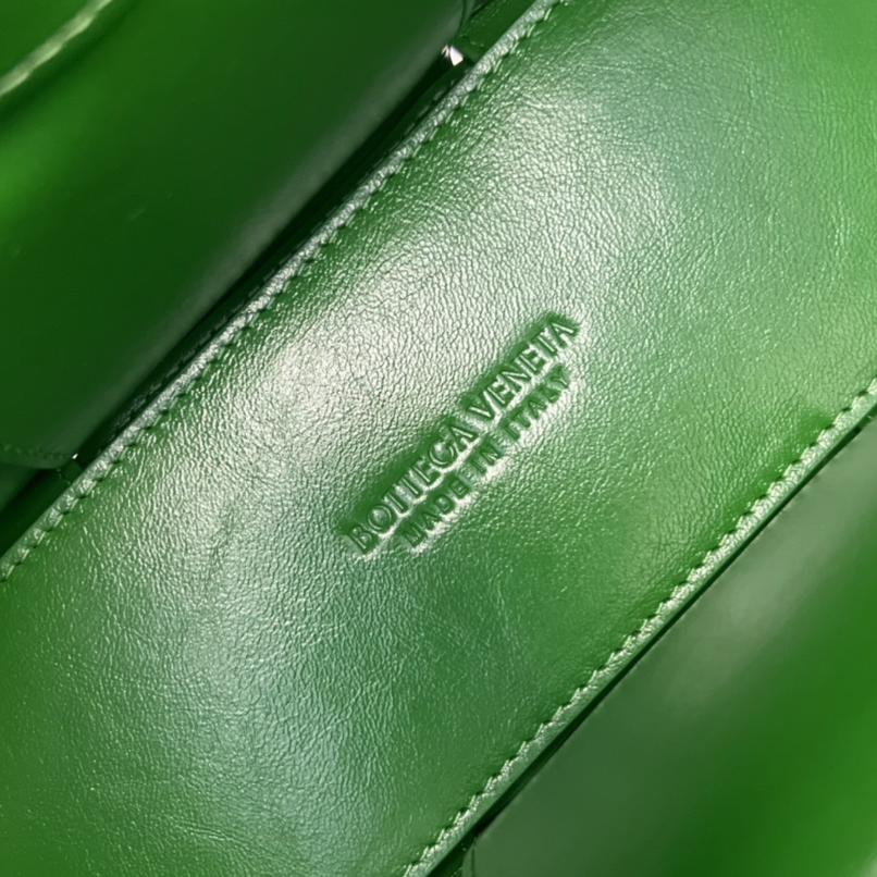 Bottega Veneta Mini Arco Tote Bag - DopestKickz