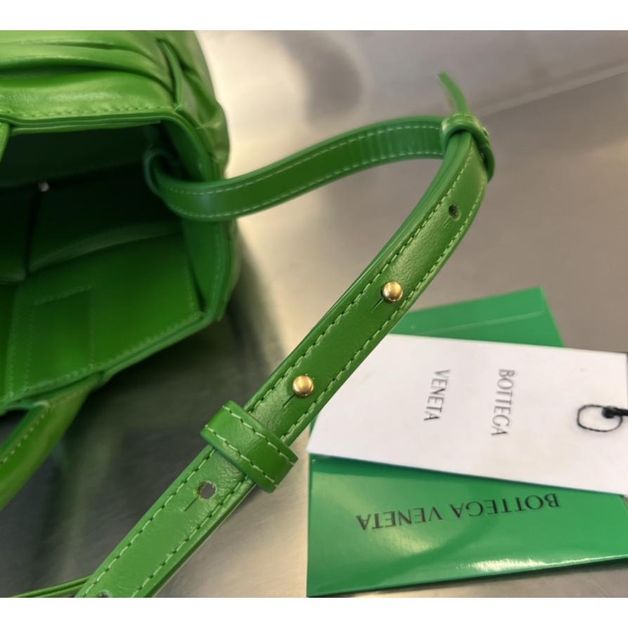 Bottega Veneta Mini Arco Tote Bag - DopestKickz