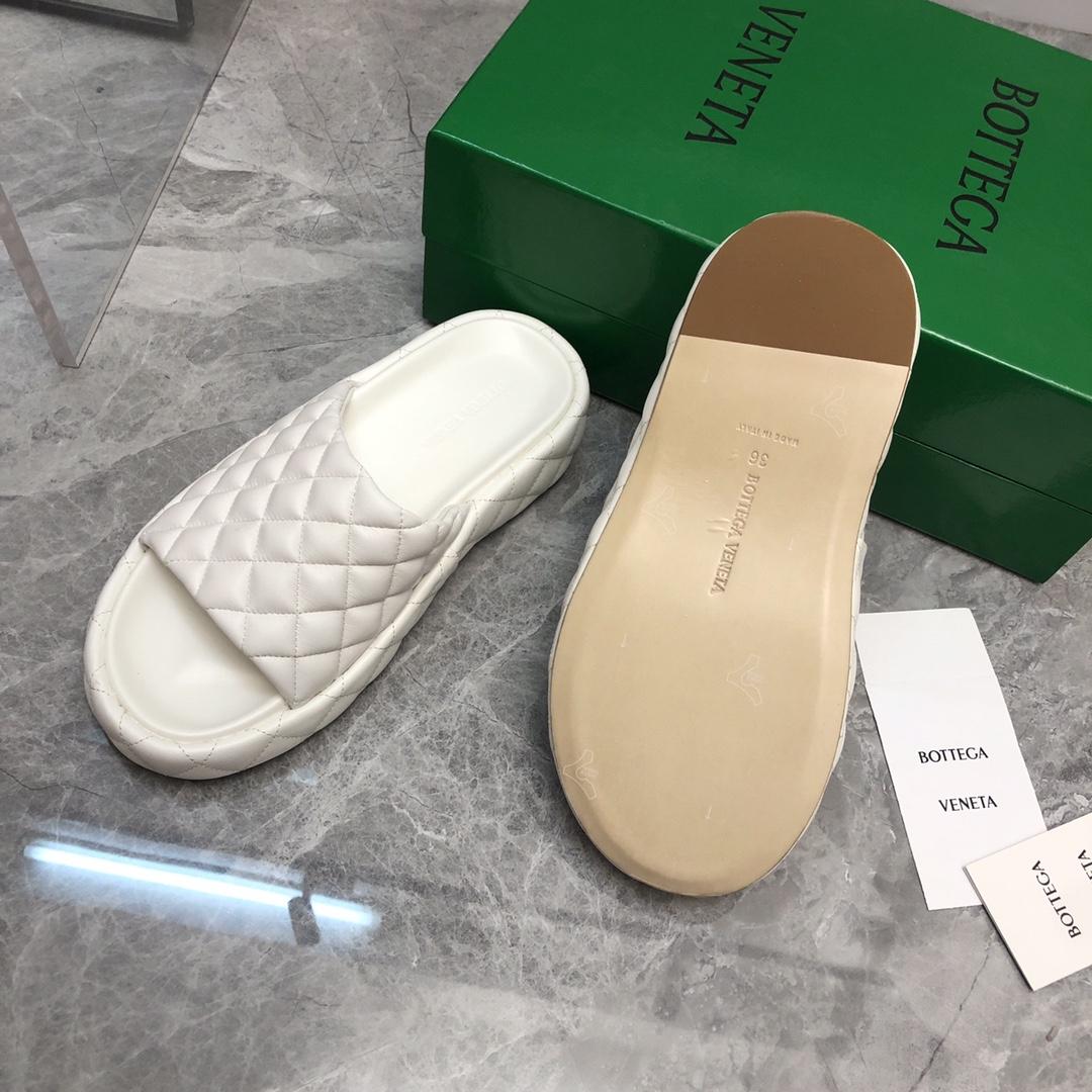 Bottega Veneta Padded  - DopestKickz