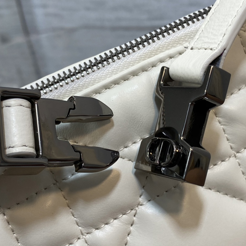 Dior Small Diortravel Nomad Pouch - DopestKickz