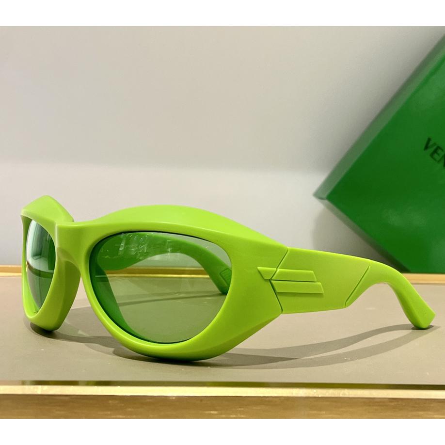 Bottega Veneta Sunglasses   BV1087S - DopestKickz