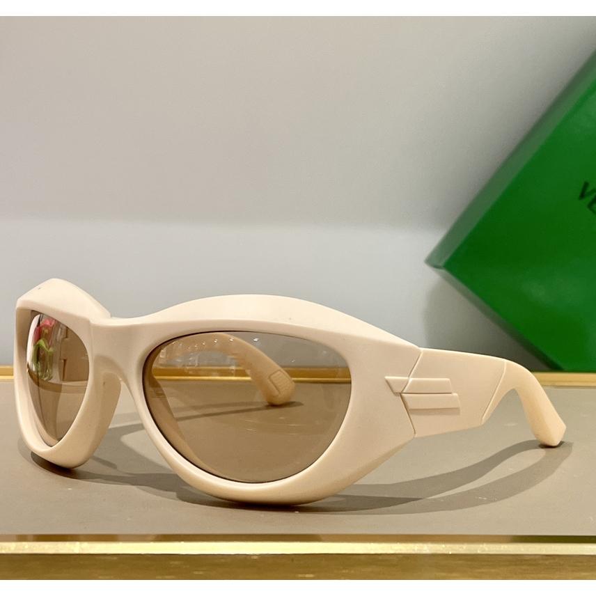 Bottega Veneta Sunglasses   BV1087S - DopestKickz