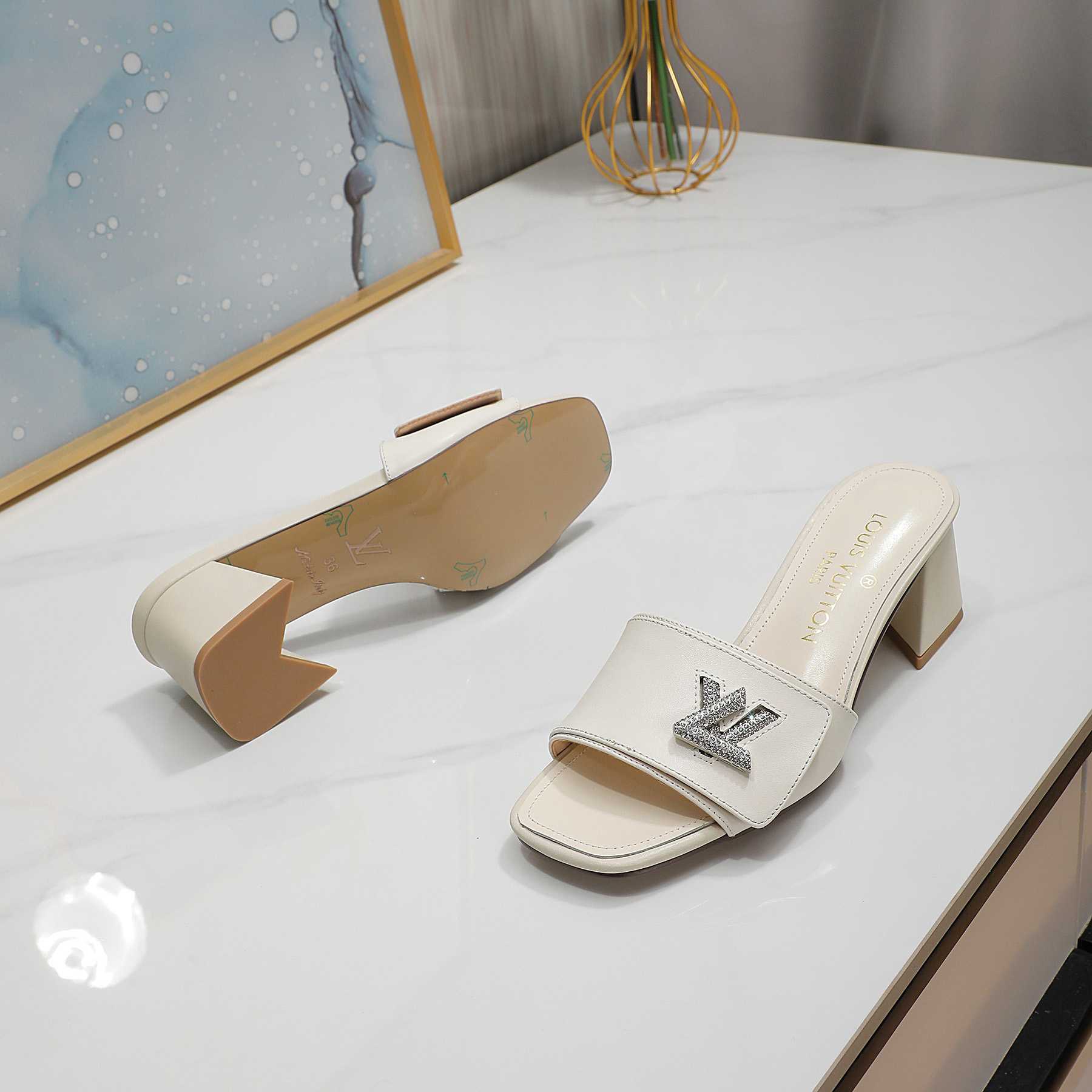 Louis Vuitton Shake Mule     1AB2PD - DopestKickz
