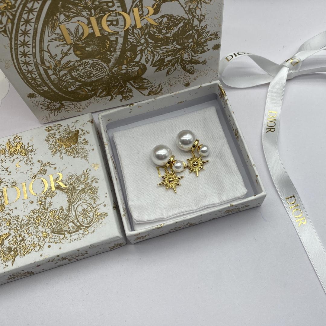 Dior Tribales Earrings - DopestKickz