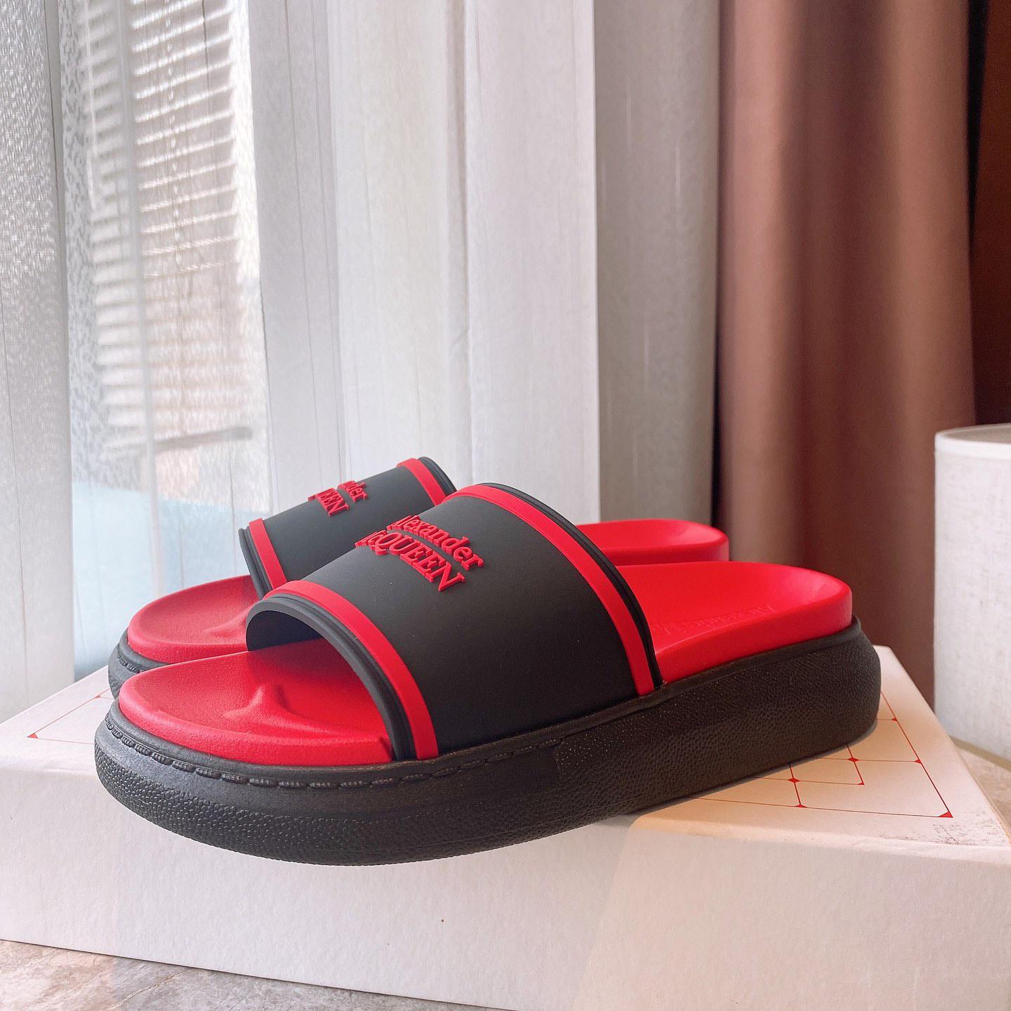 Alexander Mqueen Oversized Hybrid Signature Slide In Black - DopestKickz