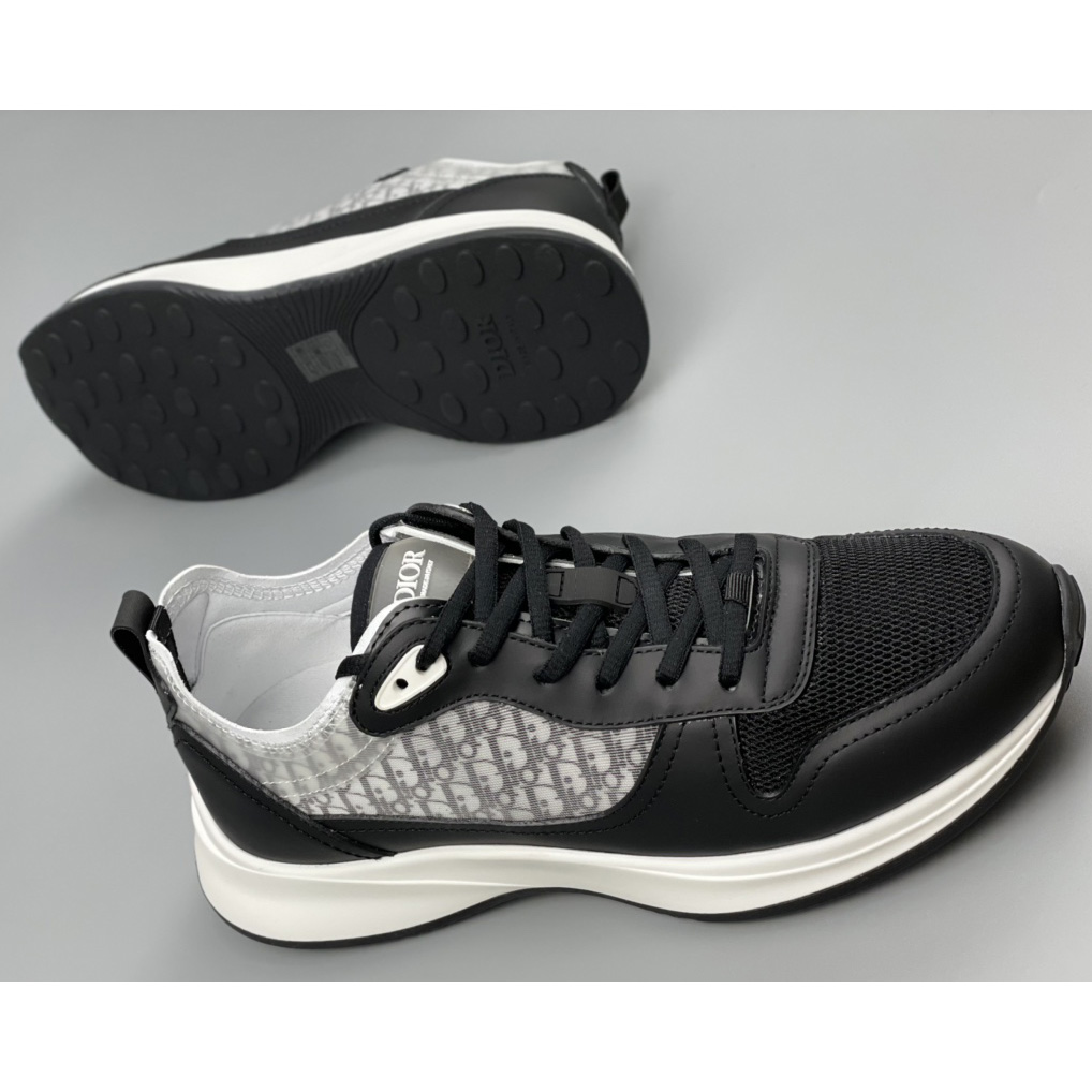 Dior B25 Runner Sneaker - DopestKickz