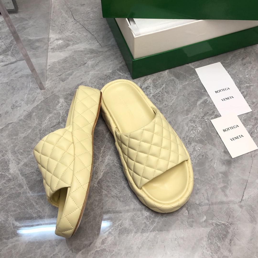 Bottega Veneta Padded  - DopestKickz