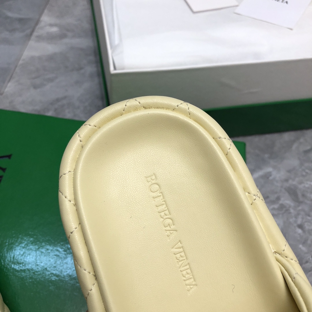 Bottega Veneta Padded  - DopestKickz