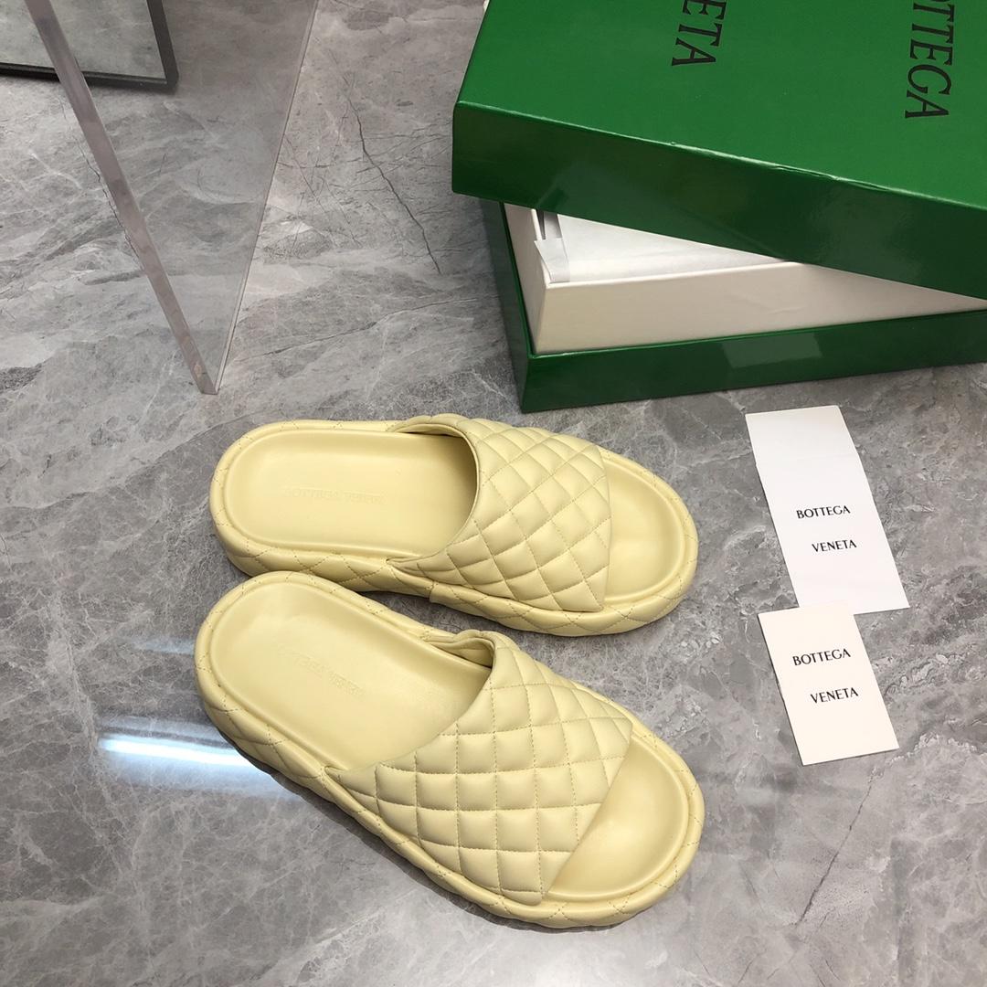 Bottega Veneta Padded  - DopestKickz