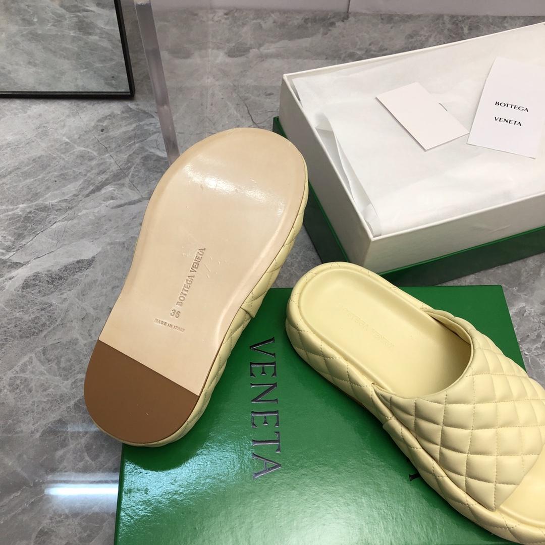 Bottega Veneta Padded  - DopestKickz