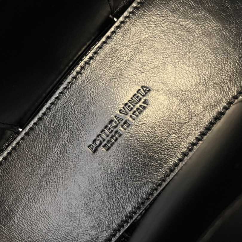 Bottega Veneta Mini Arco Tote Bag - DopestKickz