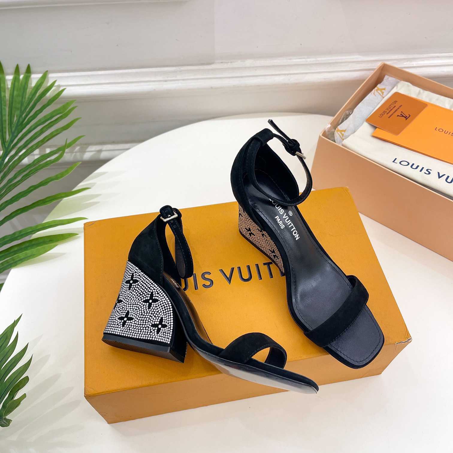 Louis Vuitton Appeal Wedge Sandal       1AACNU - DopestKickz